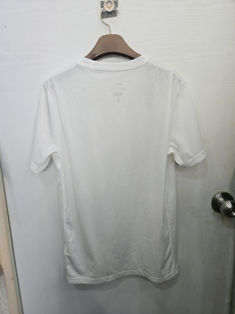 M,95 )) NIKE 나이키 드라이핏 반팔티셔츠! 화이트 & 그레이 로고!--2