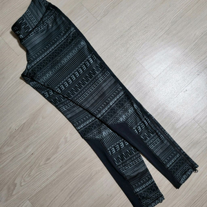 나이키 매쉬 지퍼 레깅스(s) 이미지