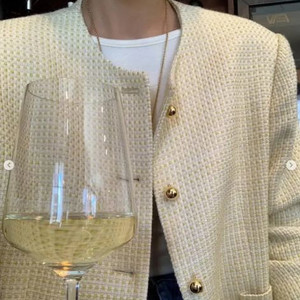 트위드 자켓 이미지