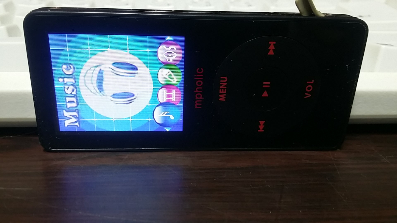 구형 MP3 삼성 옙 YP-R0, YP-R1, YP-P2AB, 아이리버 Lplayer N73, 토마토 비디오 터치 이미지