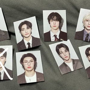 에이티즈 2026 시즌그리팅 증명사진 이미지