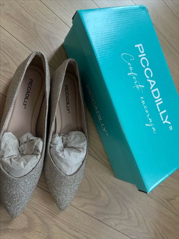 [새상품] 피카딜리 플랫슈즈 1.5cm 글리터 34 사이즈 판매합니다. 무료배송 이미지