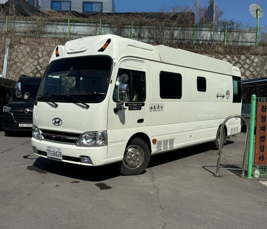 뉴카운티 캠핑카 2013년식 인산철1600a 이미지