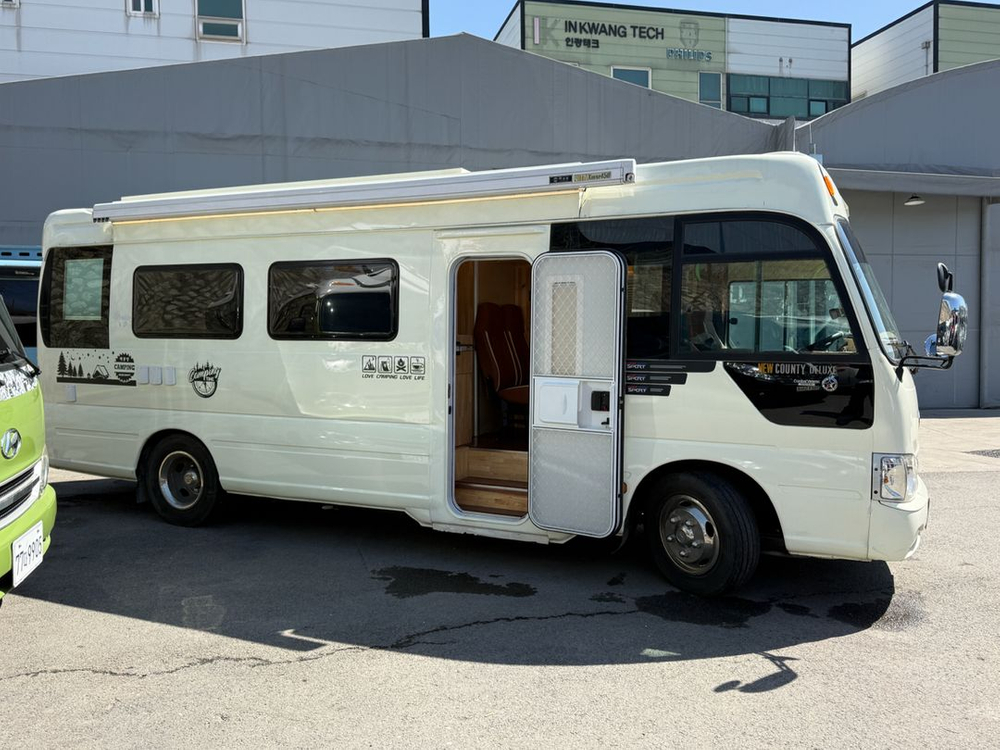 뉴카운티 캠핑카 2013년식 인산철1600a 이미지