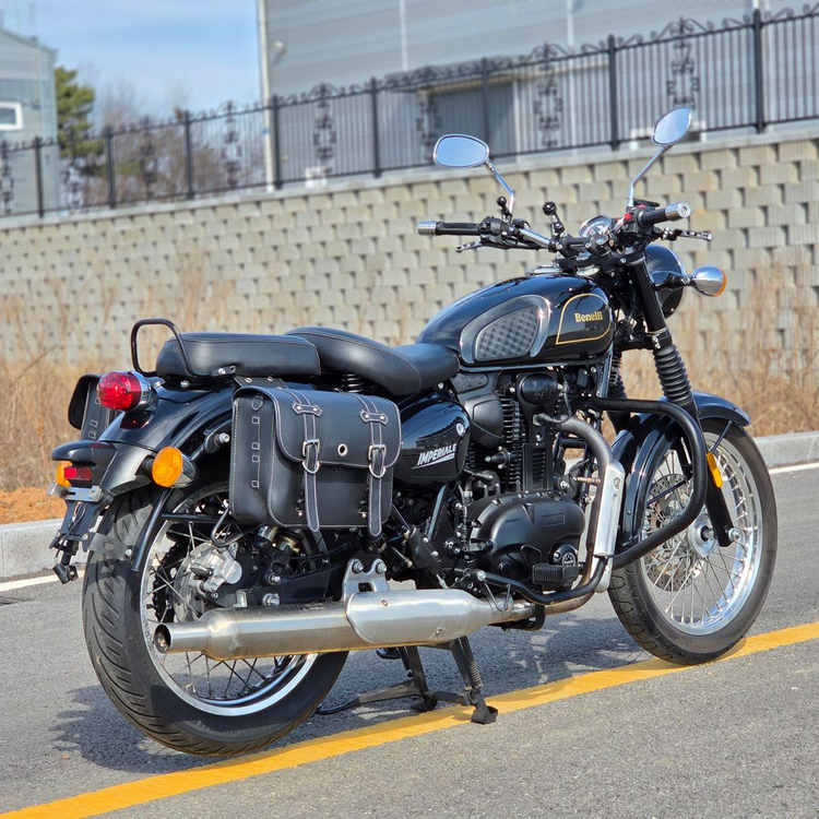 특판) 베넬리 임페리알레400 21년 1만 블박2채널 최저가 판매합니다--2