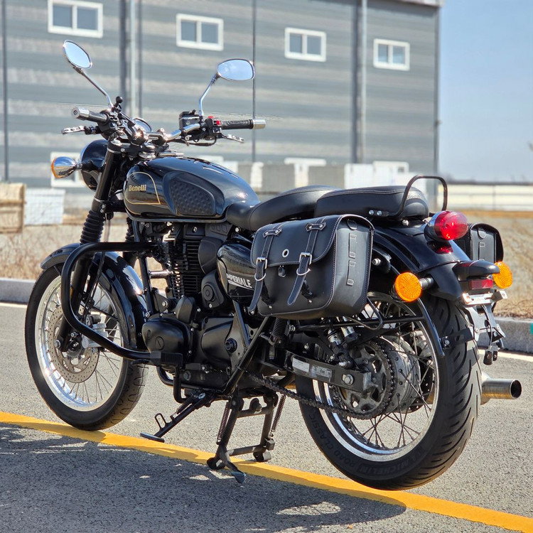 특판) 베넬리 임페리알레400 21년 1만 블박2채널 최저가 판매합니다--4