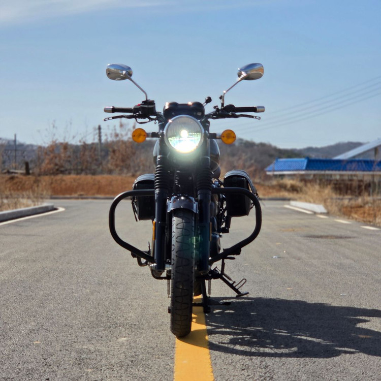 특판) 베넬리 임페리알레400 21년 1만 블박2채널 최저가 판매합니다--7