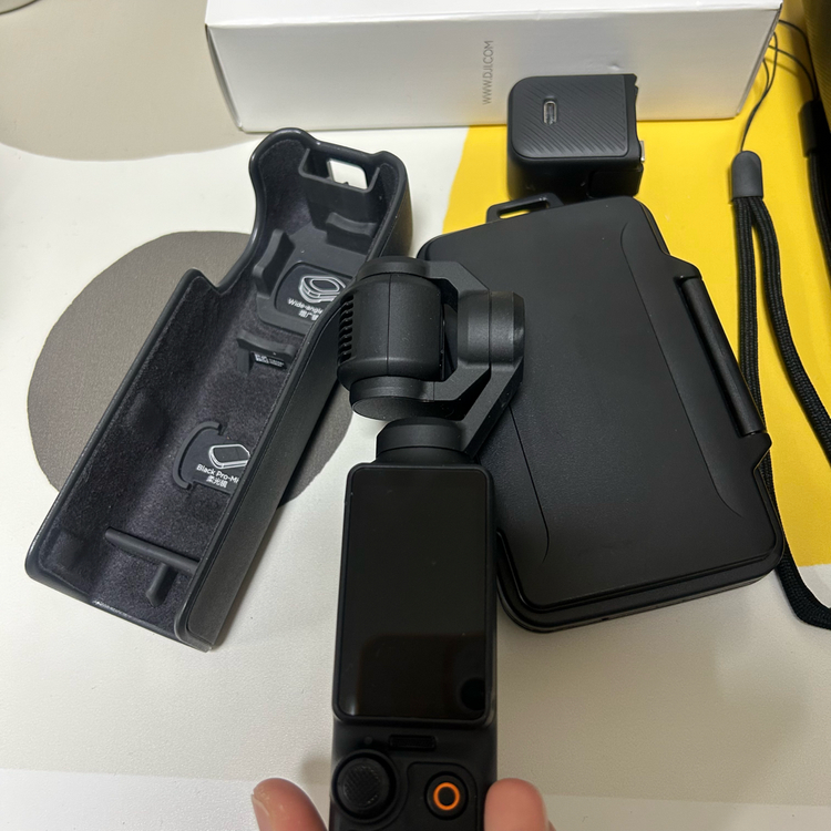 오즈모 포켓3 단품 + 가방--1