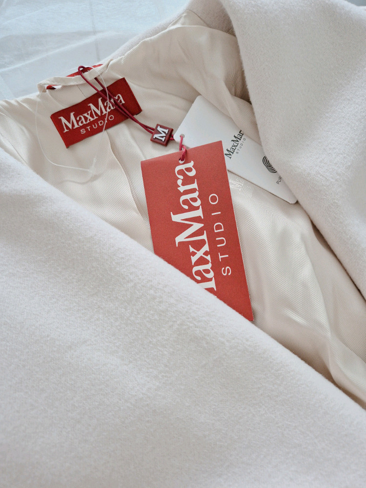 막스마라 후드 코트 비단톤--3