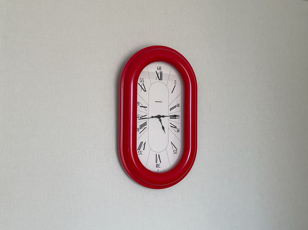 빈티지 스타일 벽시계 이미지
