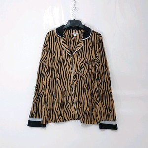 DKNY 디케이엔와이 여성 지브라무늬 파자마룩 홈웨어상의