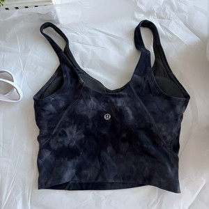 룰루레몬 브라탑 4사이즈 5만(거의새상품)