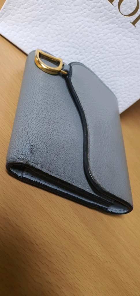 디올 로투스 반지갑/지갑 정품A급(감정O)구찌프라다루이비통디올고야드샤넬셀린느보테가생로랑발렌시아가버버리가방--6