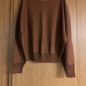 더캐시미어 실크 홀가먼트 니트 탑 이미지