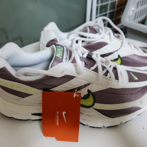 새상품)나이키 이니시에이터 트레이닝 운동화 275