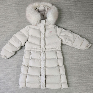 뉴발란스키즈패딩 130 택포23000원