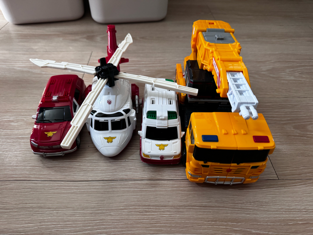 헬로카봇 마이티가드, 마이티가드X, K캅스 팔아요--3