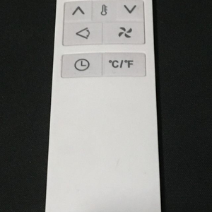 유이테크 쿠오레 이동식 에어컨 리모컨 이미지