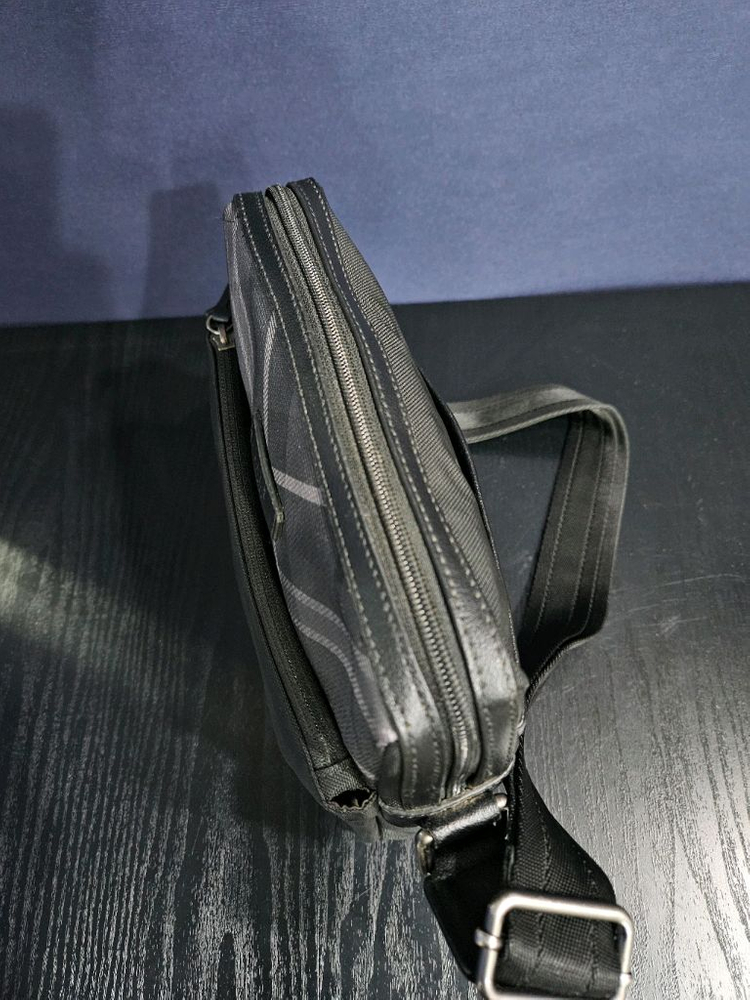 닥스 블랙 남성 크로스백 이미지