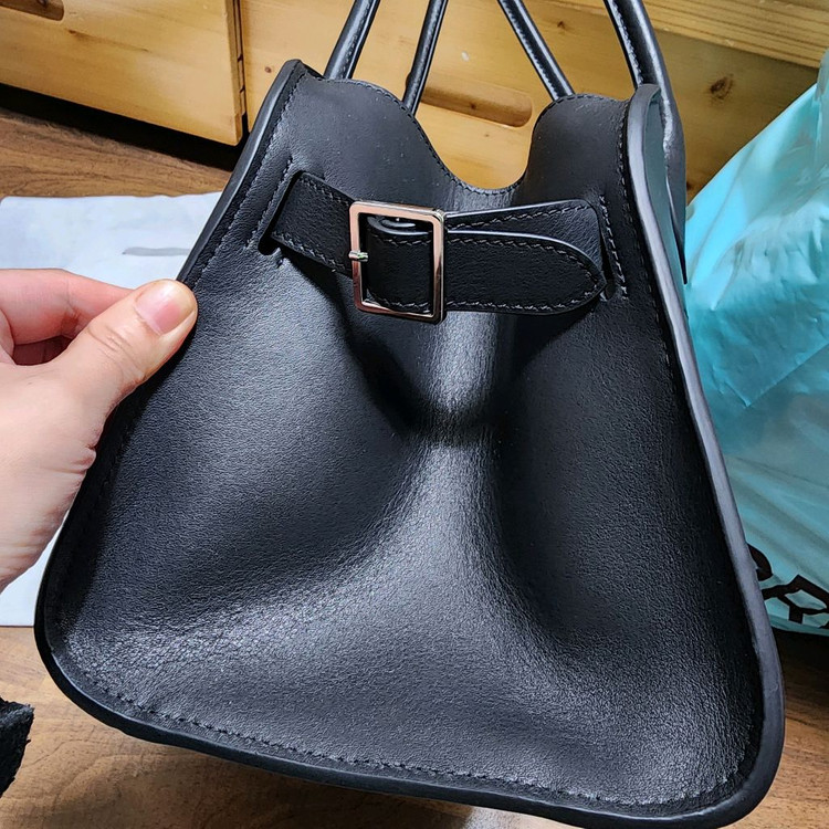 더로우 마고숄더백 스타일 가방 이미지