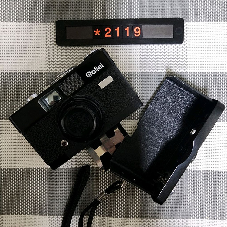 롤라이 35 B 필름카메라 블랙바디 이미지