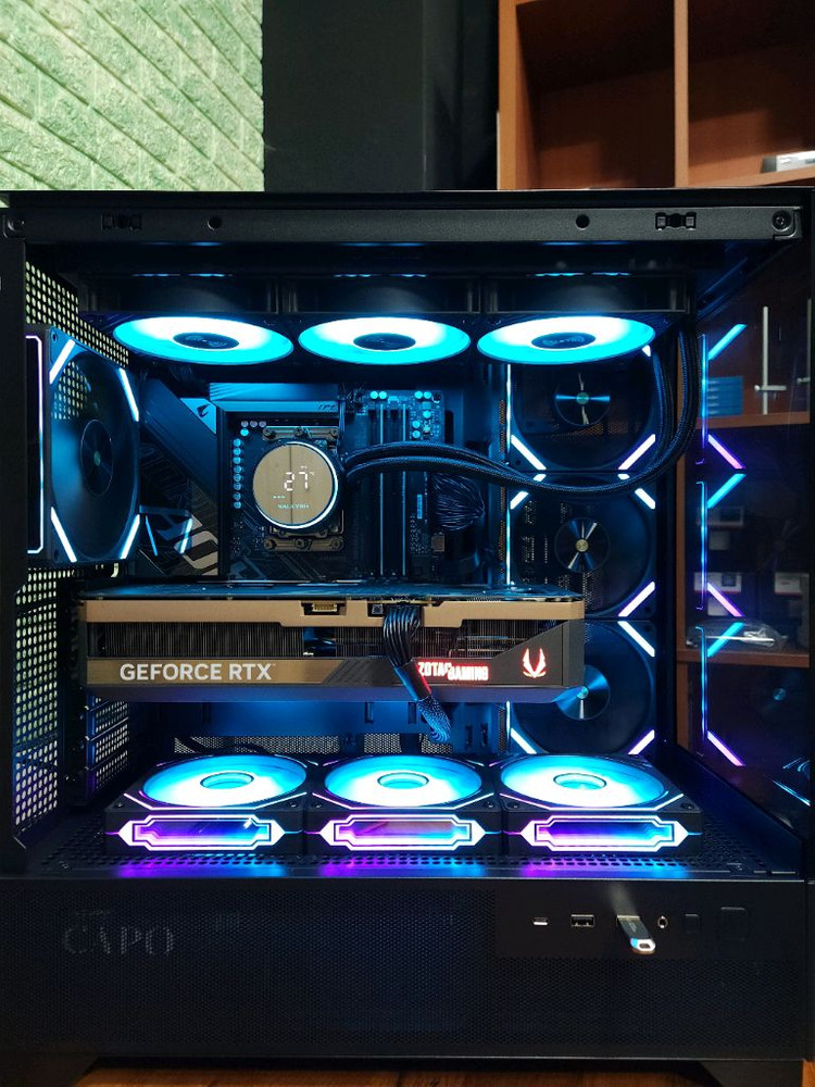 미사용 ) 9800X3D & RTX5070TI 게이밍 컴퓨터 PC 판매 이미지