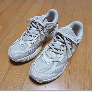 아디다스 여성 운동화 250