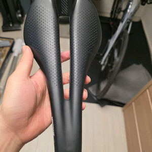 본트래거 몬트로스 엘리트 자전거 안장