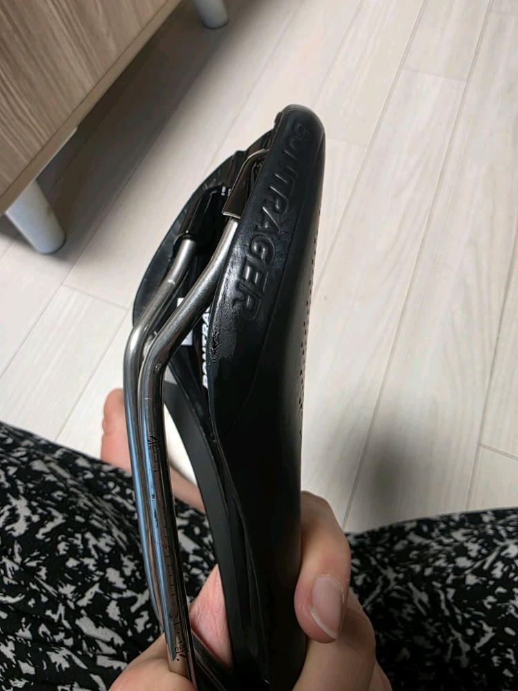 본트래거 몬트로스 엘리트 자전거 안장--4