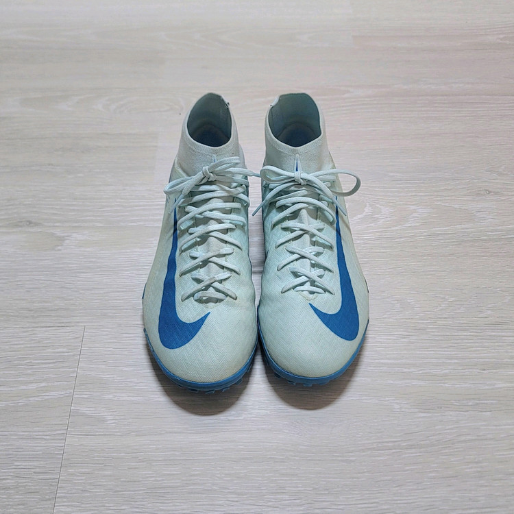 [260mm] 나이키 머큐리얼 슈퍼플라이 10 아카데미 TF 풋살화 축구화 (가방도 같이 드립니당)--2