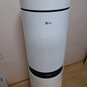 안녕하세요 LG 퓨리케어 공기청정기 AS280DWFC 24년식 팝니다