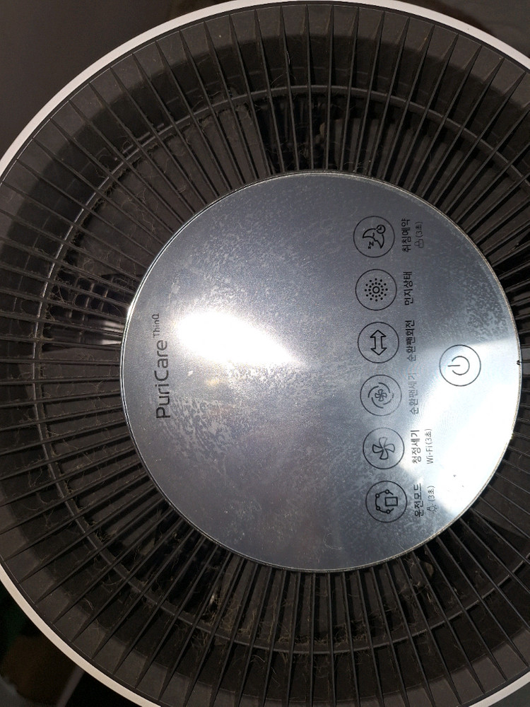 안녕하세요 LG 퓨리케어 공기청정기 AS280DWFC 24년식 팝니다--3