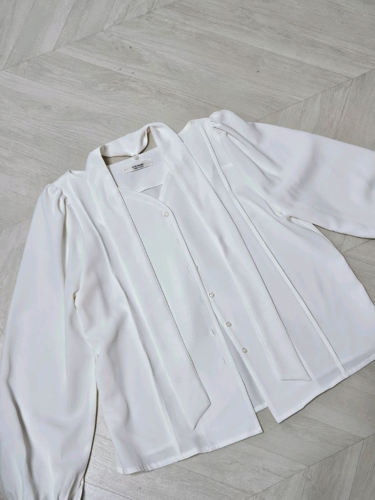 여성 타이 블라우스 새상품 이미지