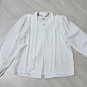 여성 타이 블라우스 새상품