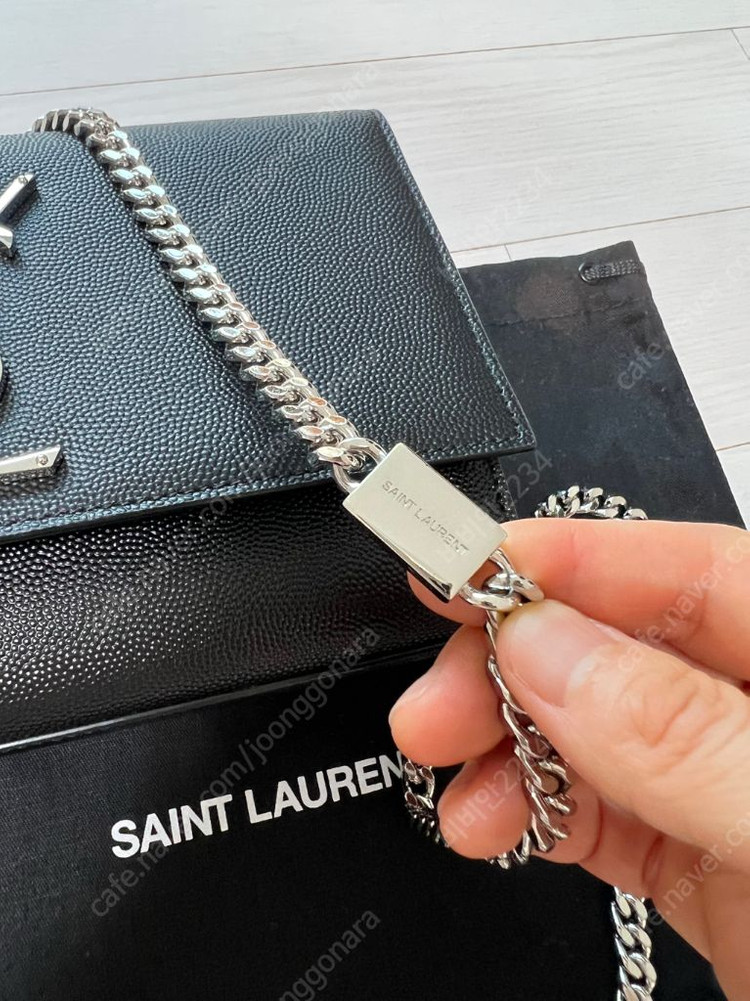 정품 생로랑 케이트스몰 블랙은장 크로스백 숄더백 새상품 이미지