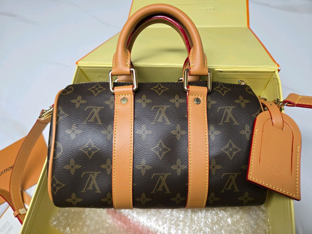 루이비통 25w 키폴25 카고 모노그램 이미지