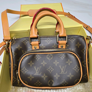 루이비통 25w 키폴25 카고 모노그램 이미지