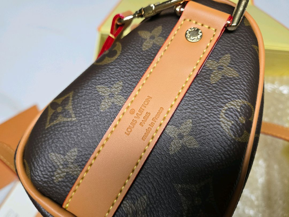 루이비통 25w 키폴25 카고 모노그램 이미지