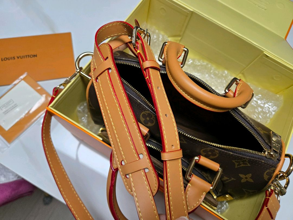 루이비통 25w 키폴25 카고 모노그램 이미지