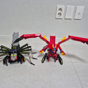 터닝메카드 메가스파이더 & 메가드래곤 (하자)