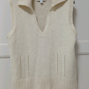 COS 코스 베이지색 니트 조끼 S(상태최상)