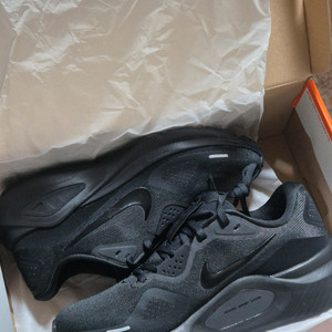 나이키 스트럭처26 여성용 운동화 (새제품)