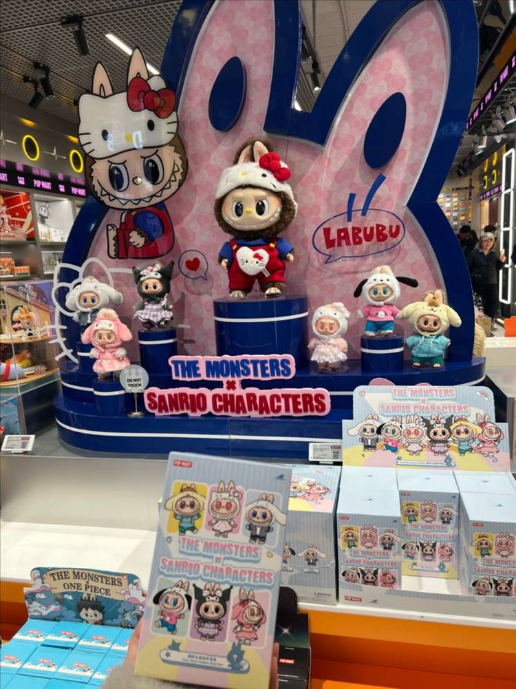 캐릭터 코스튬 인형 이미지