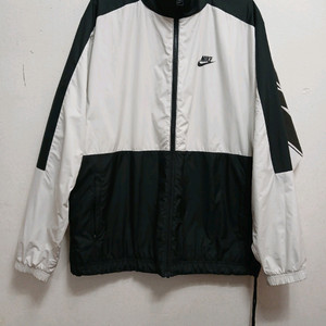나이키 남성 바람막이 자켓 점퍼 사이즈 100