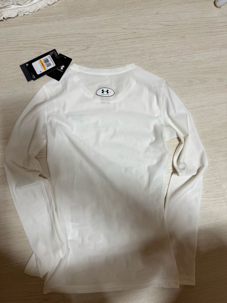 언더아머 컴프레션 긴팔 화이트 S 이미지