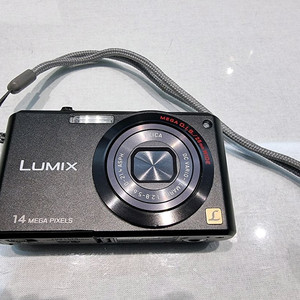 파나소닉 루믹스 DMC-FX180 레트로 빈티지 디지털카메라 이미지