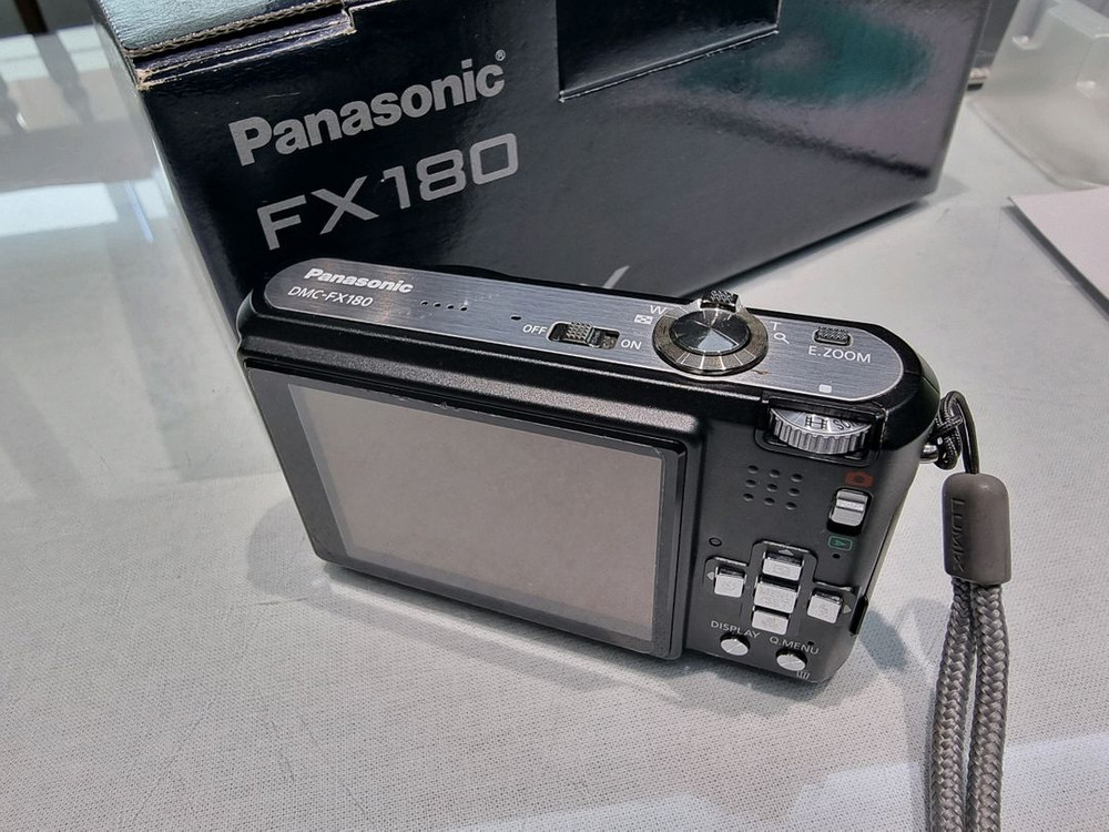 파나소닉 루믹스 DMC-FX180 레트로 빈티지 디지털카메라 이미지