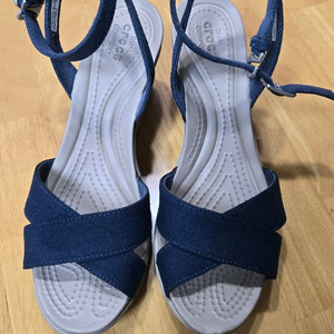 크록스 엑스웨지 웨지힐 샌들 240 네이비 이미지