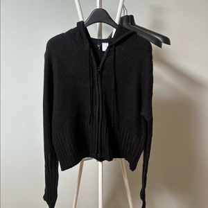 (최종가)(새상품)H&M 크롭 후드(화이트, 블랙)