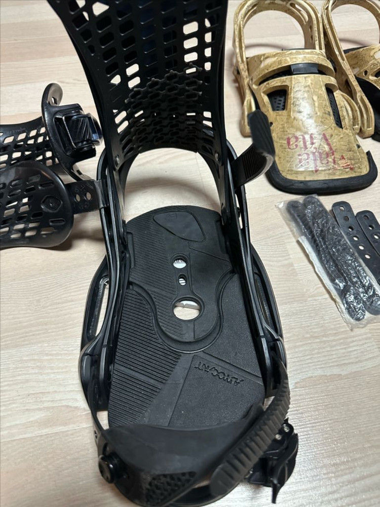 버튼 제네시스 est 바인딩 m사이즈 및 여분 부품 바인딩--4